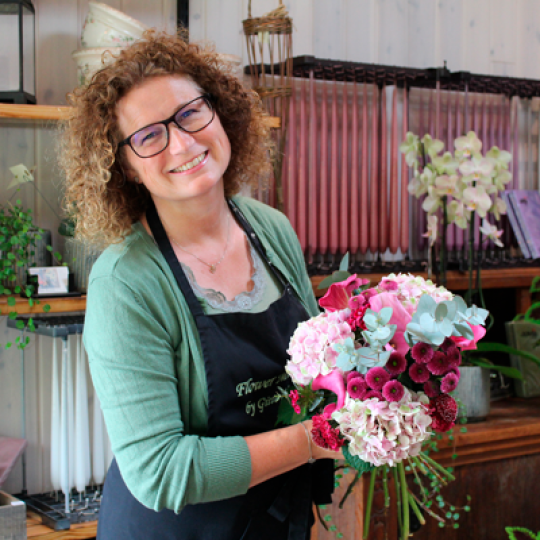 Kundeportræt af Gitte Bjarup der ejer blomsterbutikken Flower Memories.