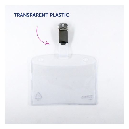 Billedet viser en gennemsigtig plastik badgeholder med en metalclip øverst. Den er designet til at holde identifikationskort.