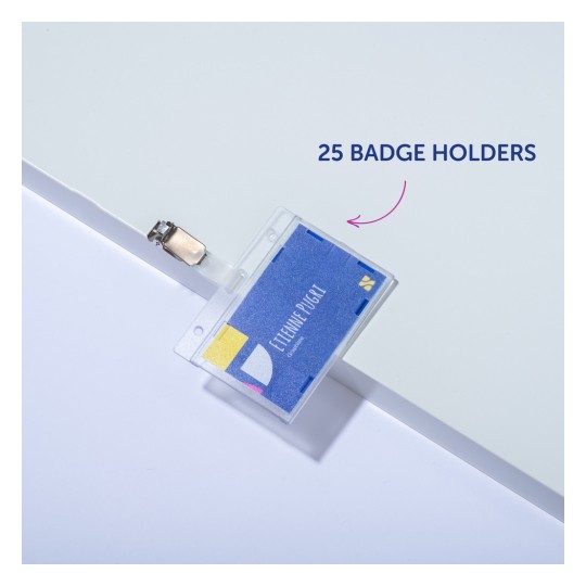 Billedet viser en kortholder med et badge indeni, mærket med et navn og detaljer. Det viser, at der er 25 kortholdere tilgængelige.