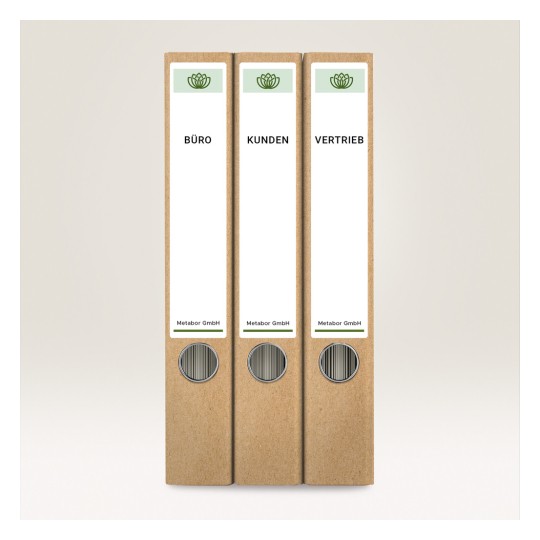 Billedet viser tre mappeindsamlere mærket 'Büro', 'Kunden' og 'Vertrieb', med et minimalistisk design og et logo øverst. Mapperne ser ud til at være lavet af et naturligt papmateriale.