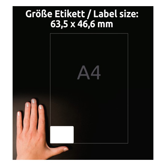 Størrelsessammenligning med hånd, Artikel: L6025REV-25, et ark universelle etiketter, aftagelig, format: 63,5 x 46,6 mm, farve: hvid?