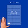 Hånd ved siden af et blåt A4-gitterdiagram mærket 38 x 21,2 mm?