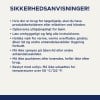 Billedet indeholder sikkerhedsinstruktioner på dansk vedrørende brug og håndtering af et produkt, inklusive advarsler om brug i nærheden af varmekilder, flammer og børn.